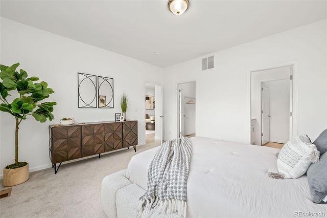 413 Overbrook Lane, Longmont, CO 80504