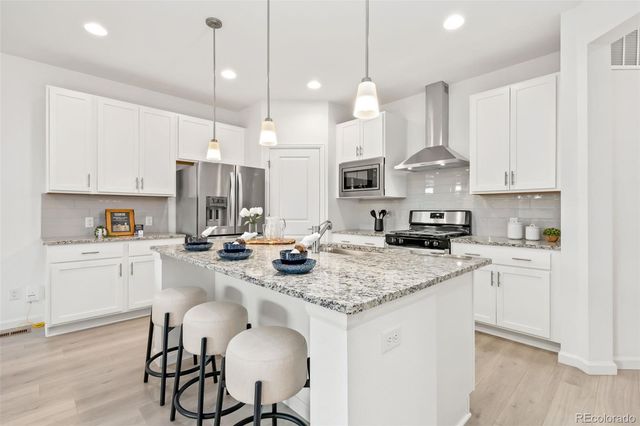 413 Overbrook Lane, Longmont, CO 80504