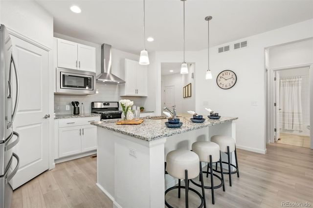 413 Overbrook Lane, Longmont, CO 80504