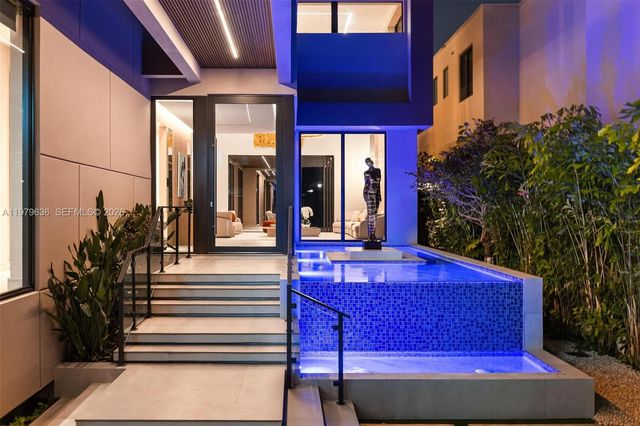 723 NE 77th St, Miami, FL 33138