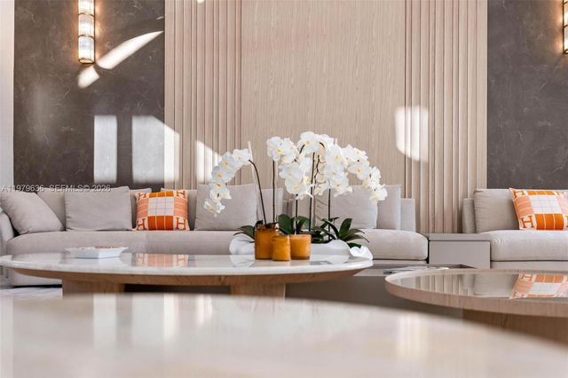 723 NE 77th St, Miami, FL 33138