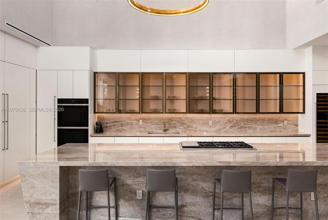 723 NE 77th St, Miami, FL 33138