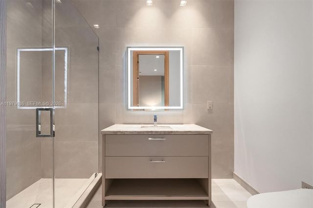 723 NE 77th St, Miami, FL 33138