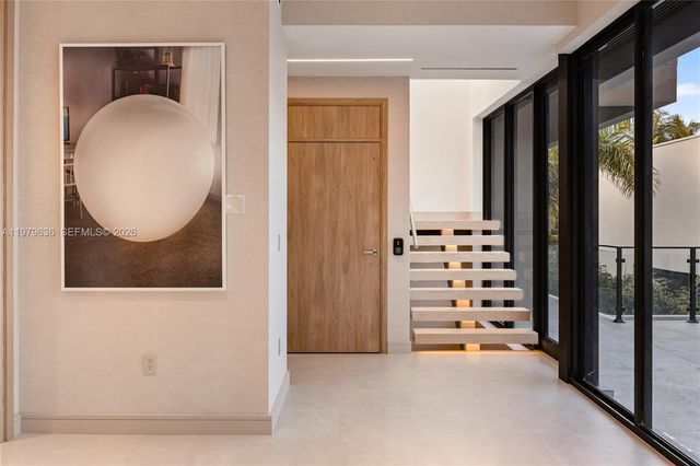 723 NE 77th St, Miami, FL 33138