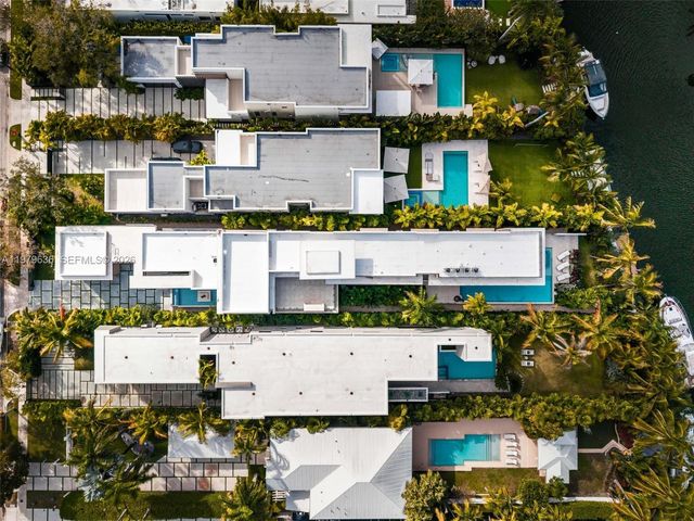 723 NE 77th St, Miami, FL 33138