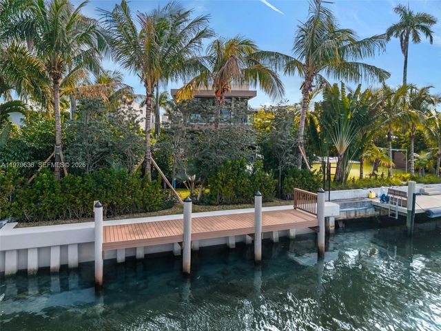 723 NE 77th St, Miami, FL 33138