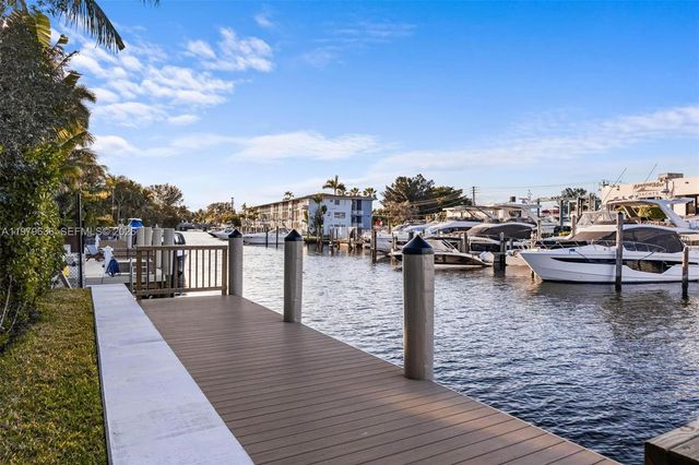 723 NE 77th St, Miami, FL 33138