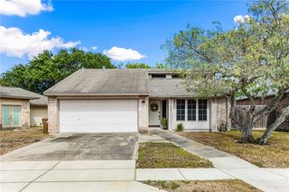 5306 Woodgate Dr, Corpus Christi, TX 78413