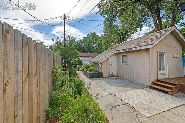 110 N Spruce Street, Colorado Springs, CO 80904