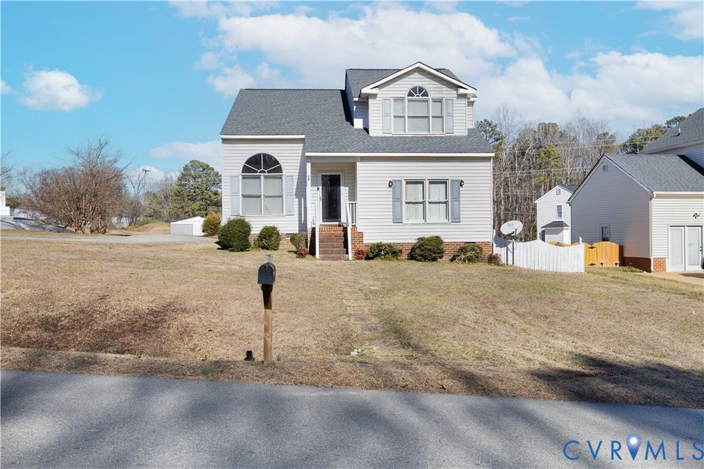 11218 W Providence Rd, Chesterfield, VA 23236