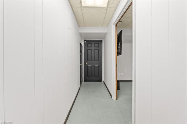 1746 Taylors Creek Drive, Asheboro, NC 27205