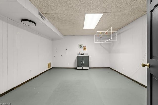 1746 Taylors Creek Drive, Asheboro, NC 27205