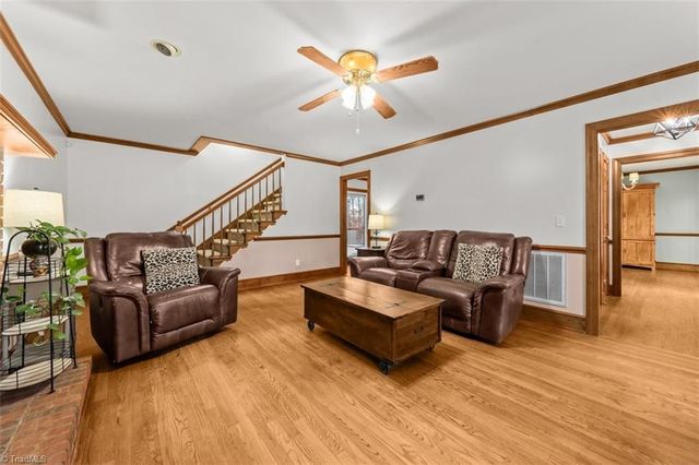 1746 Taylors Creek Drive, Asheboro, NC 27205