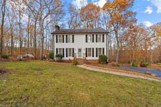 1746 Taylors Creek Drive, Asheboro, NC 27205