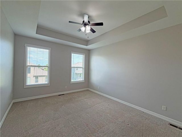 1029 NE Copperwood Drive, Lee's Summit, MO 64086