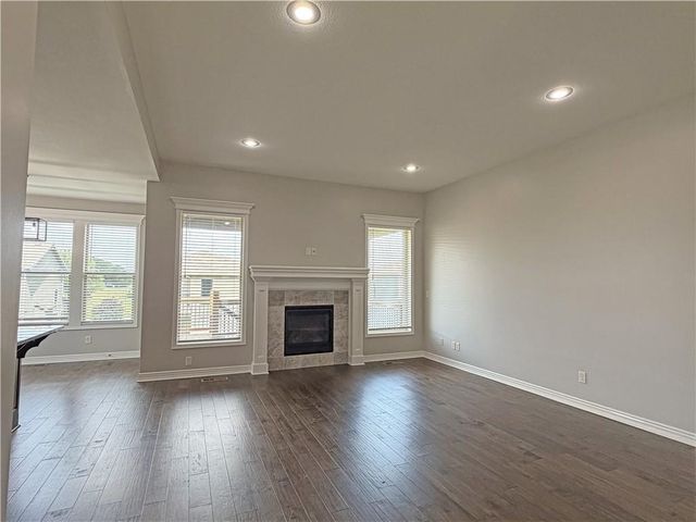 1029 NE Copperwood Drive, Lee's Summit, MO 64086