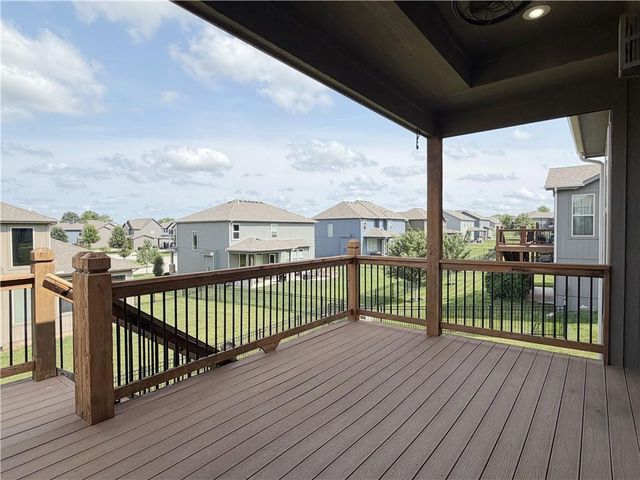 1029 NE Copperwood Drive, Lee's Summit, MO 64086