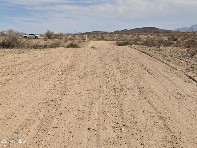 7941 S 343rd Drive ., Tonopah, AZ 85354