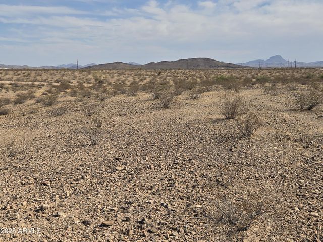 7941 S 343rd Drive ., Tonopah, AZ 85354