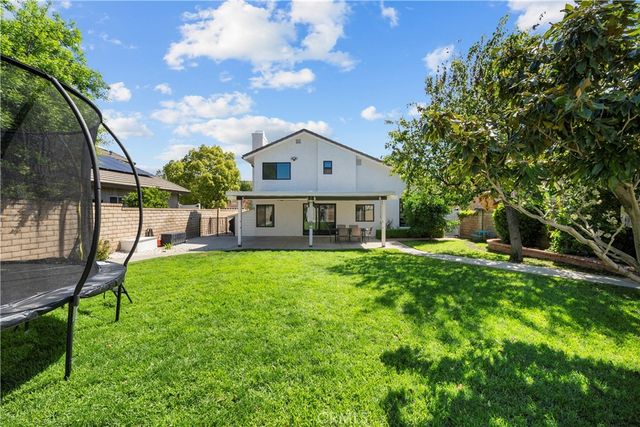 25523 Norfork Place, Saugus, CA 91350