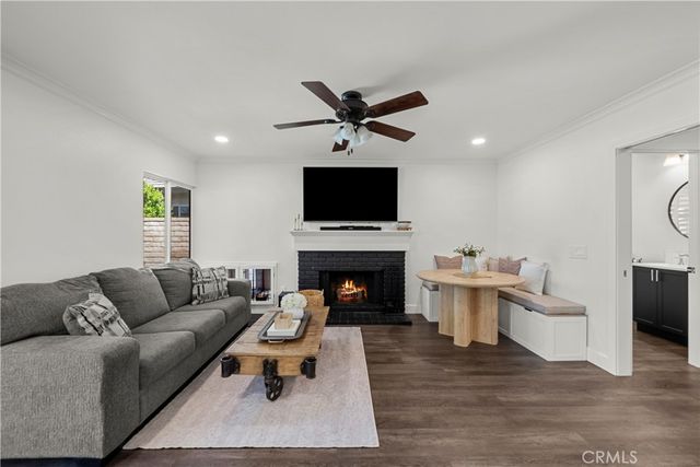 25523 Norfork Place, Saugus, CA 91350