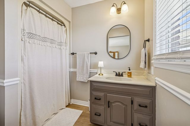 411 Mountain View Dr, Pulaski, TN 38478