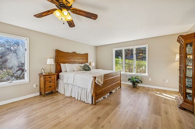 411 Mountain View Dr, Pulaski, TN 38478