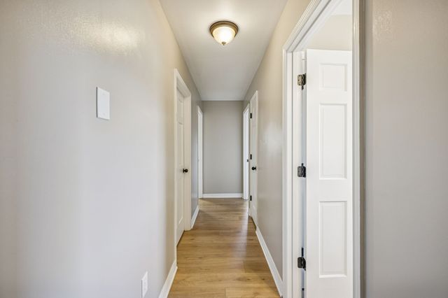 411 Mountain View Dr, Pulaski, TN 38478