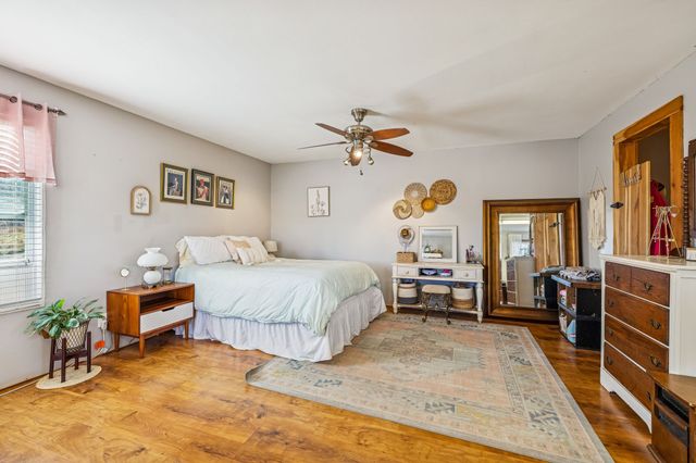 411 Mountain View Dr, Pulaski, TN 38478