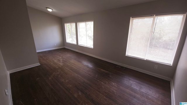 1232 OAKWOOD STREET, Birmingham, AL 35215