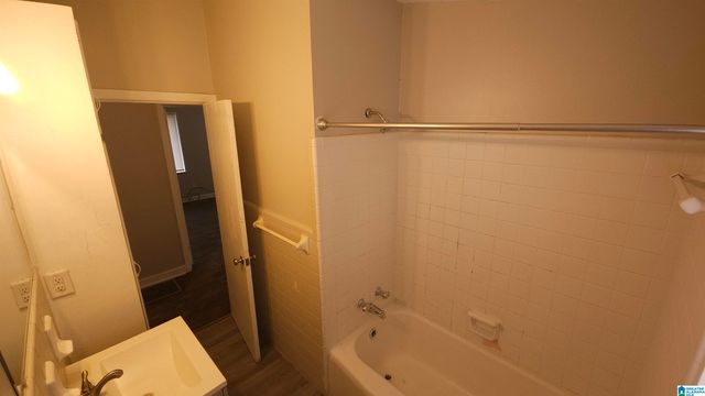 1232 OAKWOOD STREET, Birmingham, AL 35215