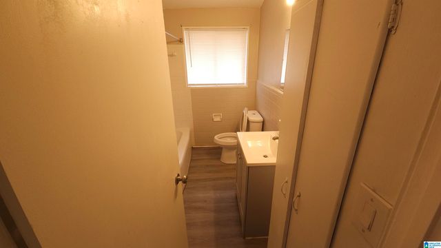 1232 OAKWOOD STREET, Birmingham, AL 35215