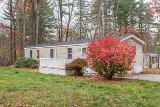 29 Wayne Drive # 29, Derry, NH 03038