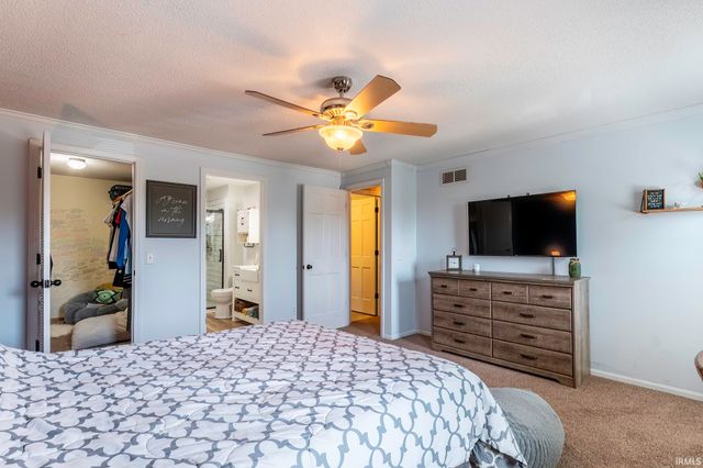 5826 Leesville Place, Fort Wayne, IN 46835