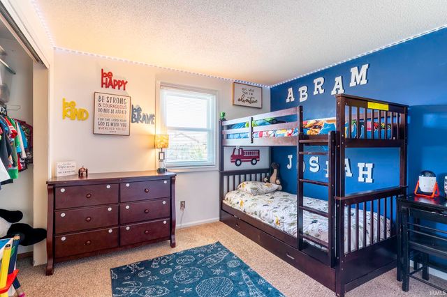 5826 Leesville Place, Fort Wayne, IN 46835
