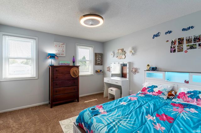 5826 Leesville Place, Fort Wayne, IN 46835