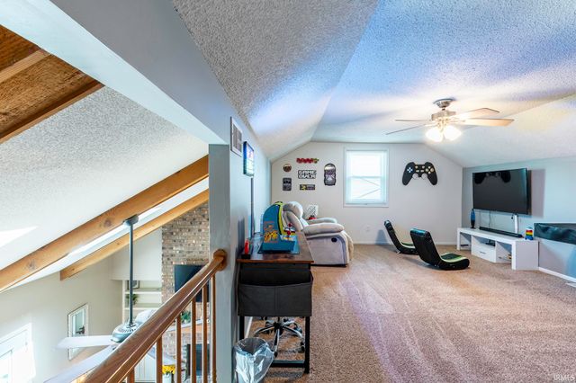 5826 Leesville Place, Fort Wayne, IN 46835