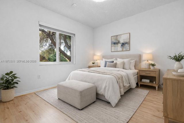 10320 SW 18th St, Miramar, FL 33025