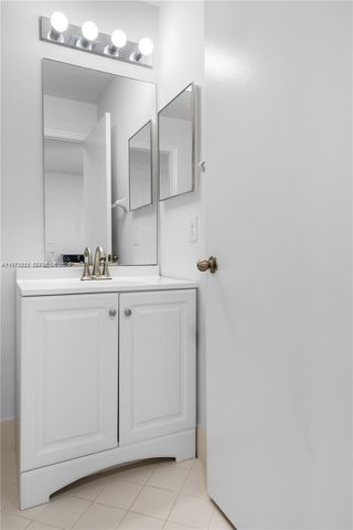 10320 SW 18th St, Miramar, FL 33025