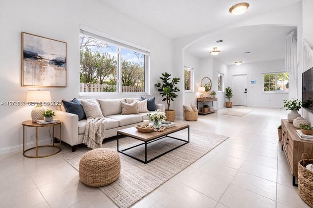 10320 SW 18th St, Miramar, FL 33025