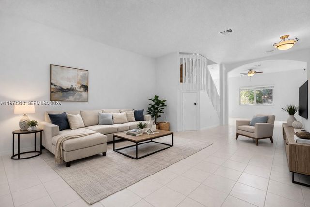 10320 SW 18th St, Miramar, FL 33025