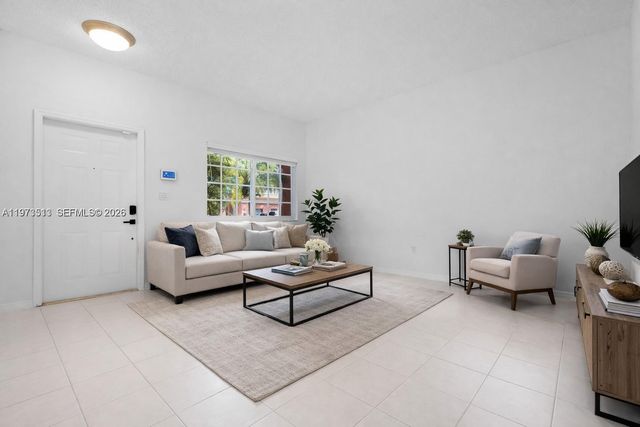 10320 SW 18th St, Miramar, FL 33025