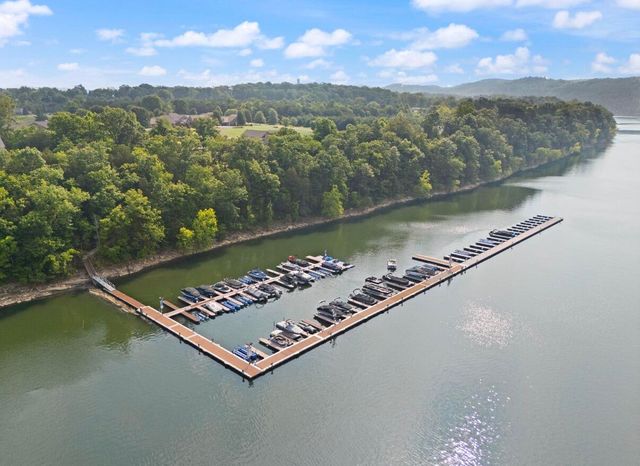 15-A W Canterbury Drive, Bronston, KY 42518