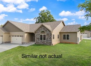 15-A W Canterbury Drive, Bronston, KY 42518
