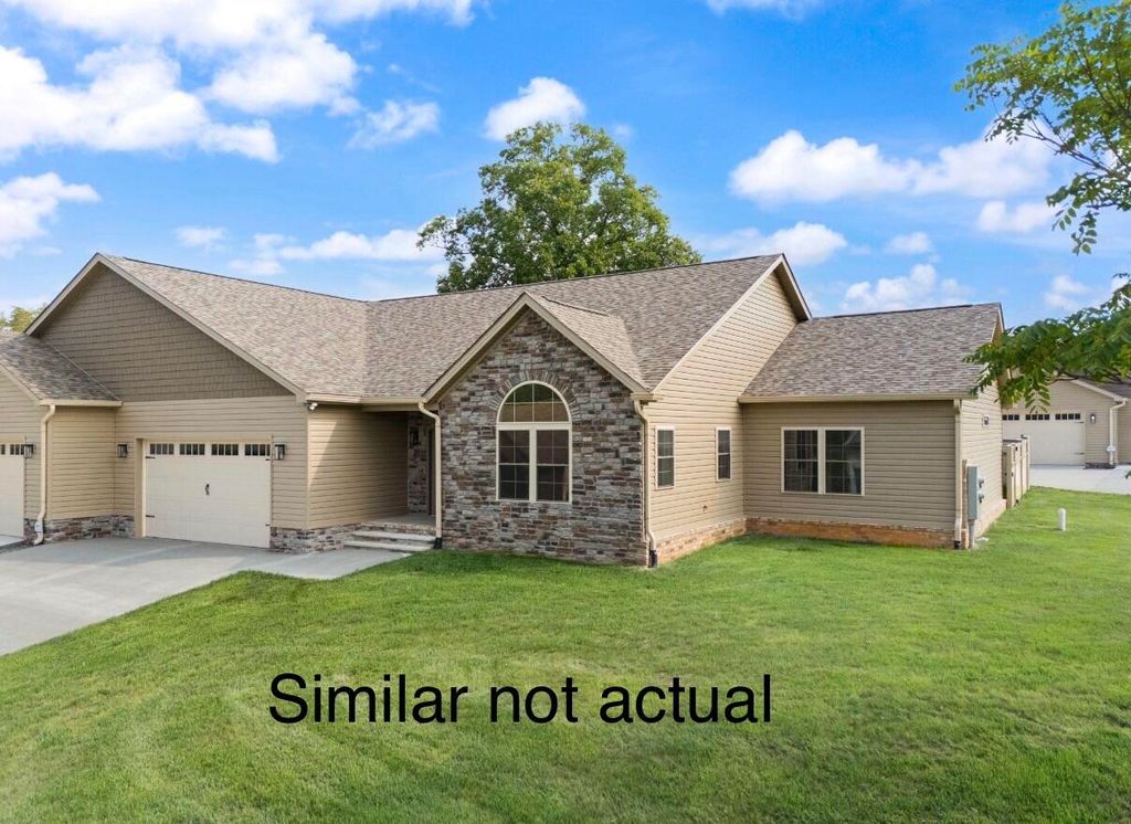 15-A W Canterbury Drive, Bronston, KY 42518