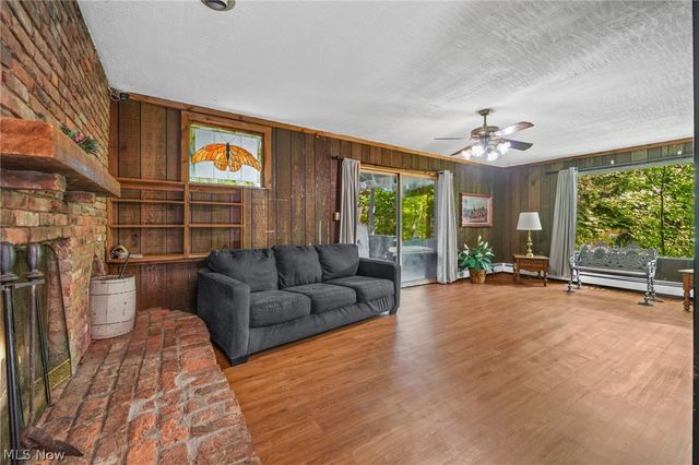 22486 Macbeth Avenue, Fairview Park, OH 44126