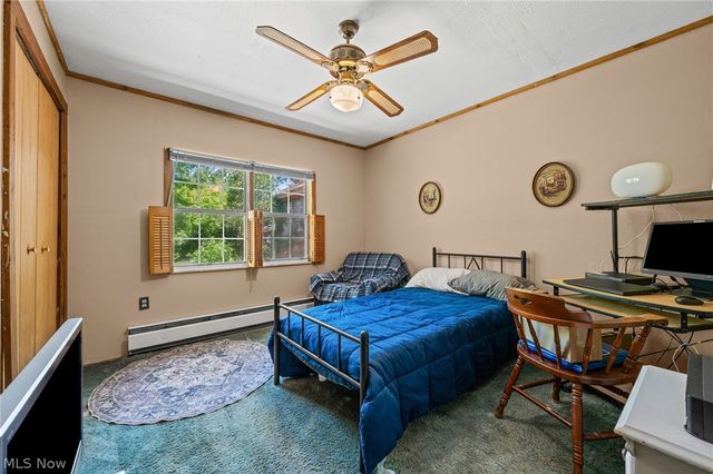 22486 Macbeth Avenue, Fairview Park, OH 44126