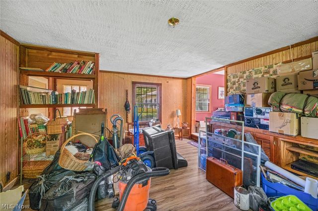 22486 Macbeth Avenue, Fairview Park, OH 44126