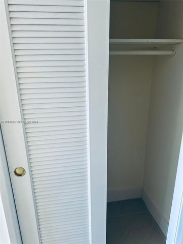 4200 Hillcrest Dr 503, Hollywood, FL 33021