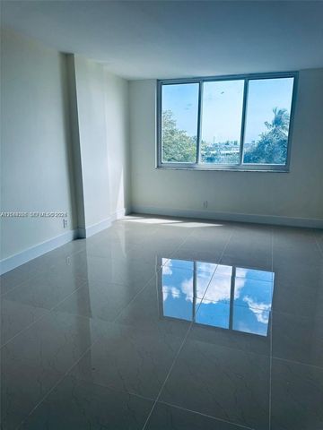 4200 Hillcrest Dr 503, Hollywood, FL 33021